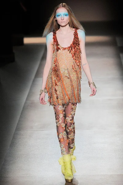 Look 20